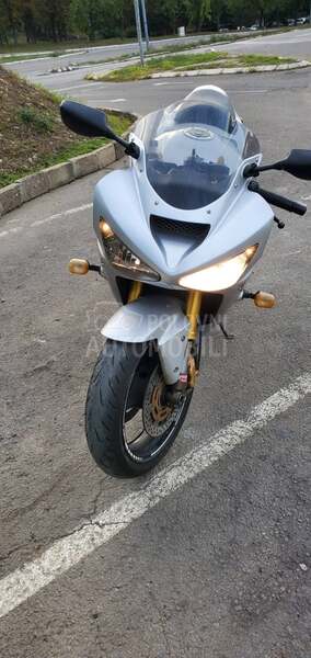 Kawasaki zx6r