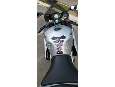 Kawasaki zx6r