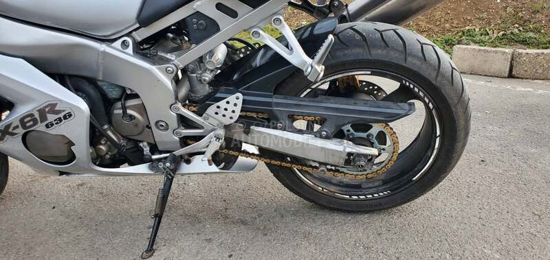 Kawasaki zx6r