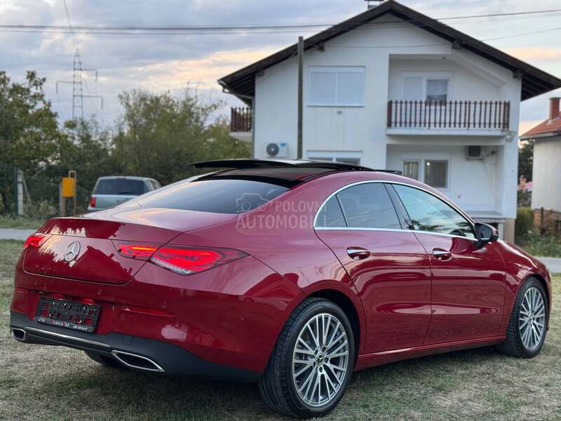 Mercedes Benz CLA 200 d  PANO/MULT/360KAM