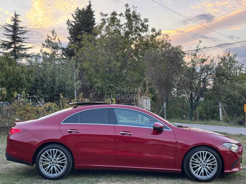 Mercedes Benz CLA 200 d  PANO/MULT/360KAM
