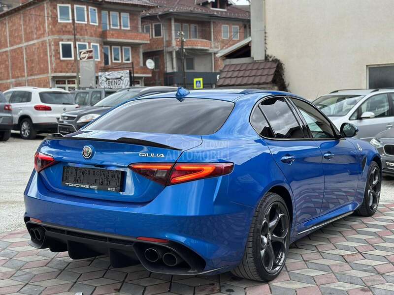 Alfa Romeo Giulia QV