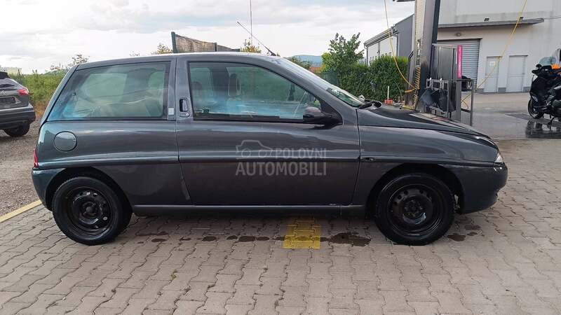 Lancia Ypsilon 