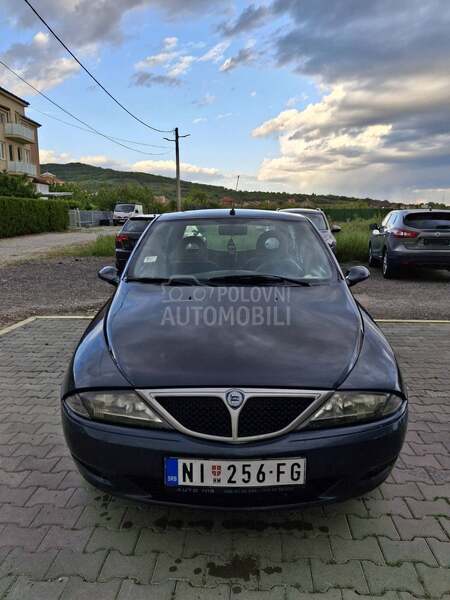 Lancia Ypsilon 