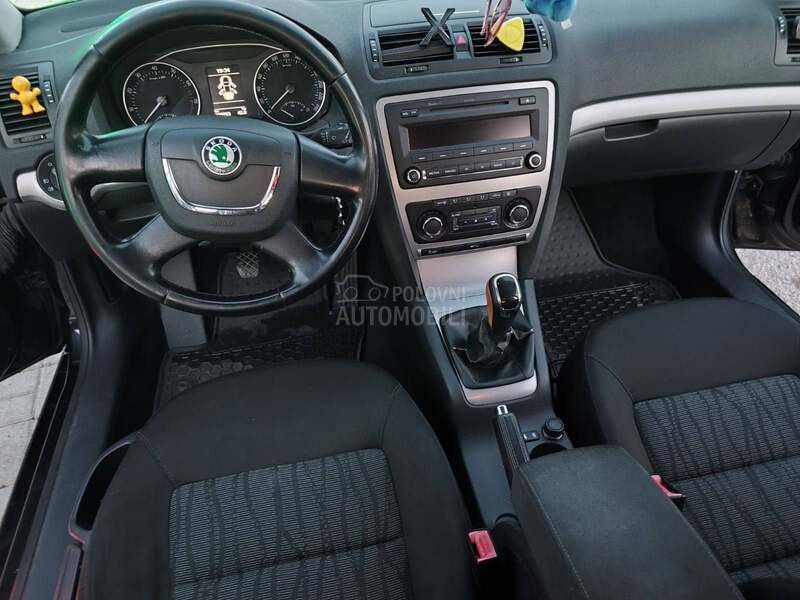 Škoda Octavia 105