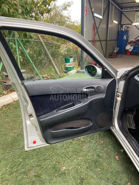 Alfa Romeo 156 