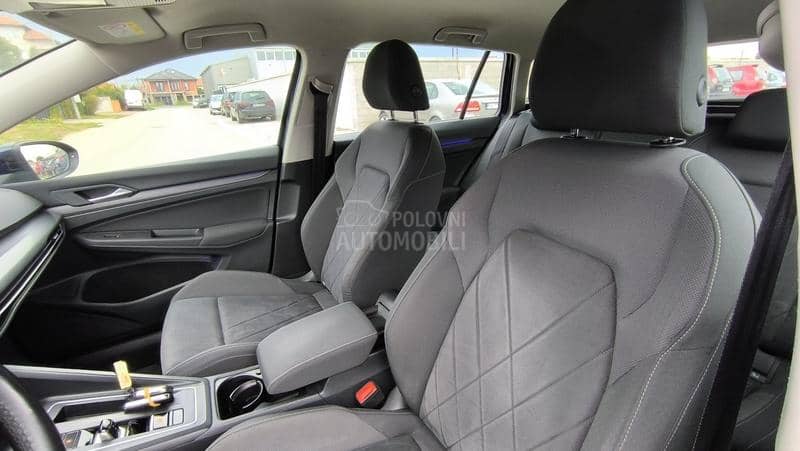 Volkswagen Golf 8 Style/DSG/Virtual