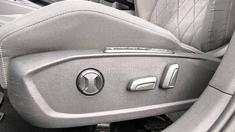 Volkswagen Golf 8 Style/DSG/Virtual