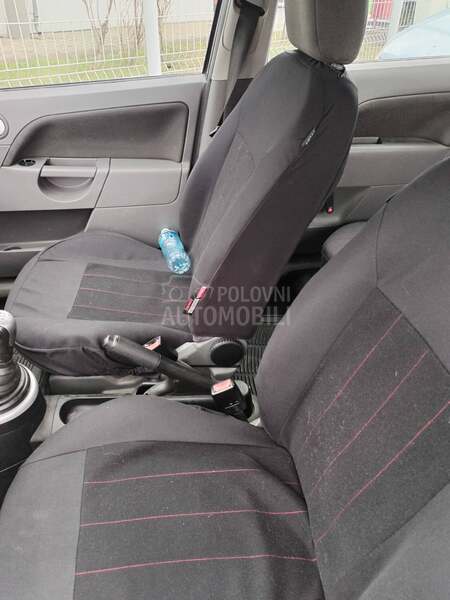 Ford Fiesta o