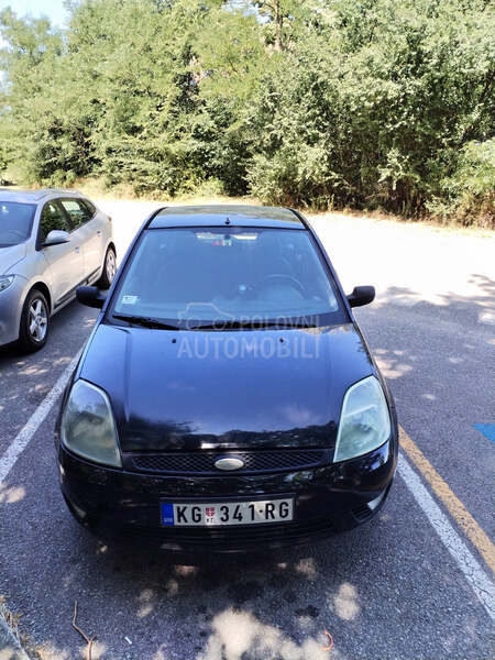 Ford Fiesta o