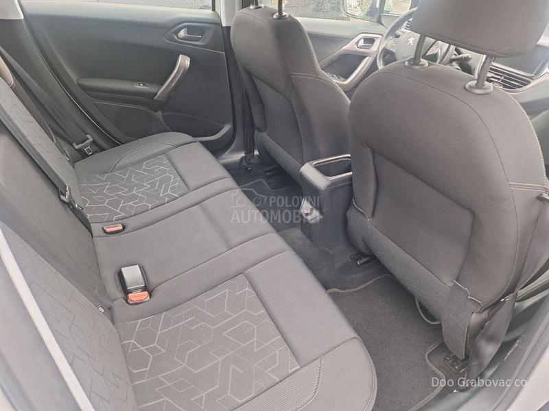 Peugeot 2008 1.6hdi cross