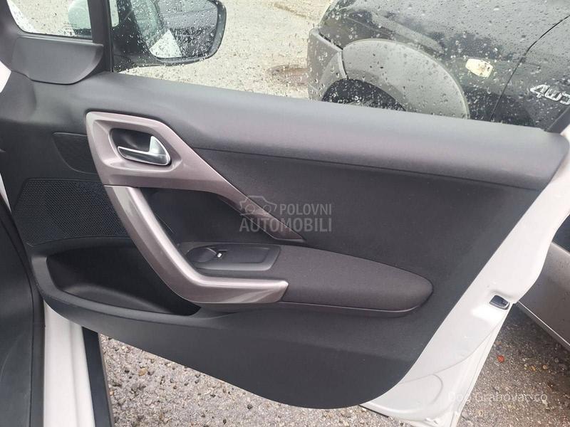 Peugeot 2008 1.6hdi cross