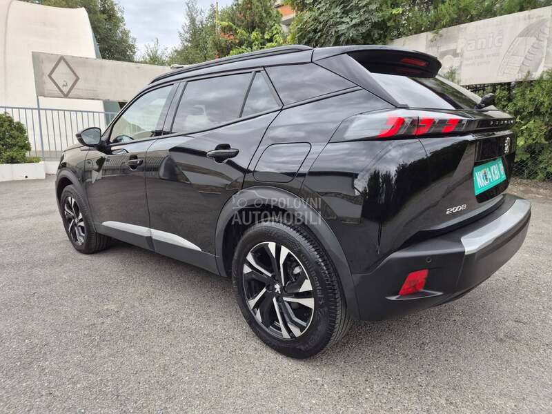 Peugeot 2008 ALLURE
