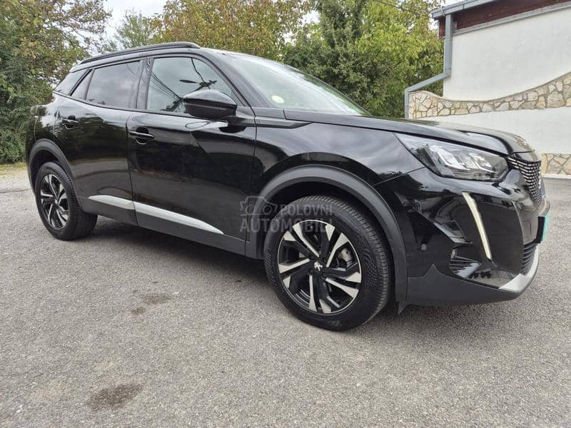 Peugeot 2008 ALLURE