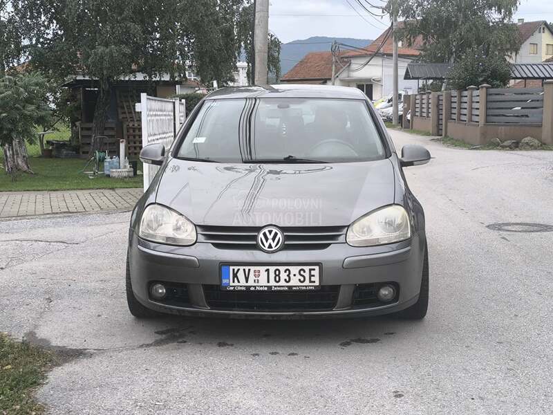 Volkswagen Golf 5 2,0tdi