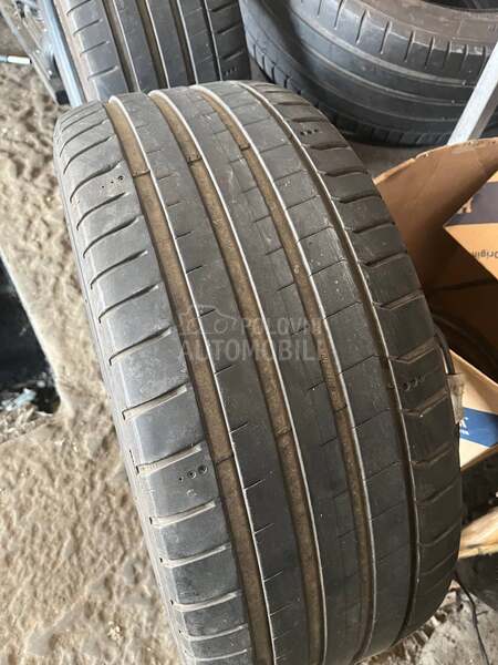 Michelin 235/45 R18 Letnja