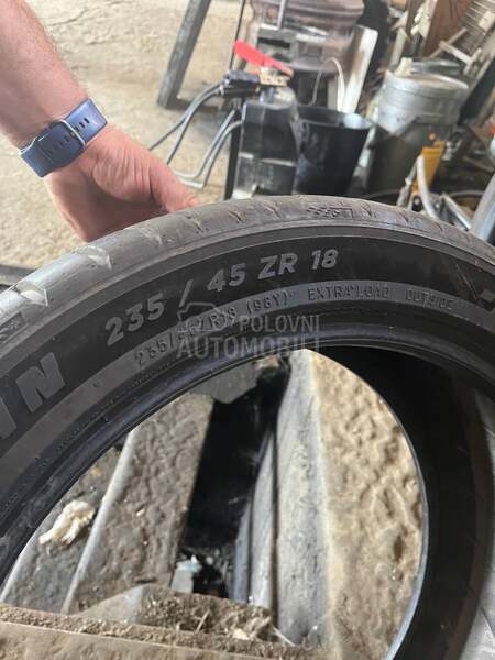Michelin 235/45 R18 Letnja