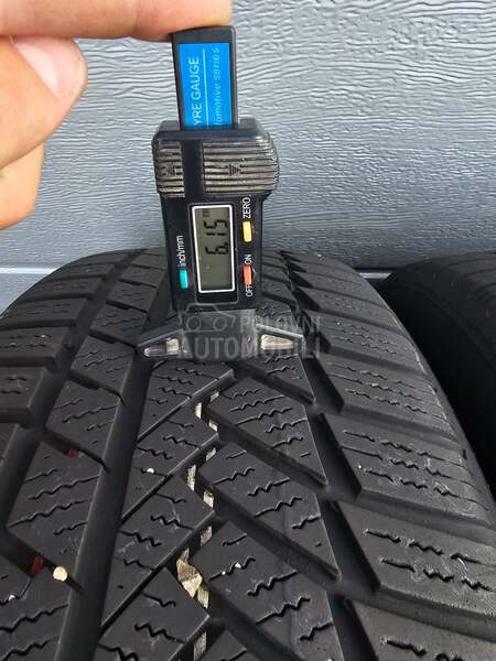Continental 215/55 R17 Zimska