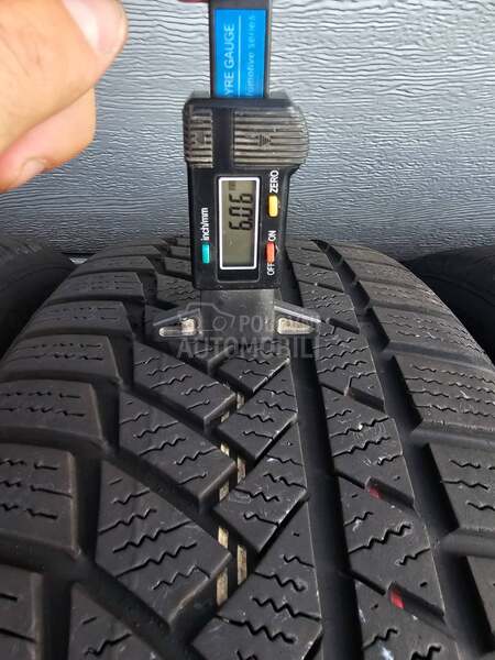 Continental 215/55 R17 Zimska