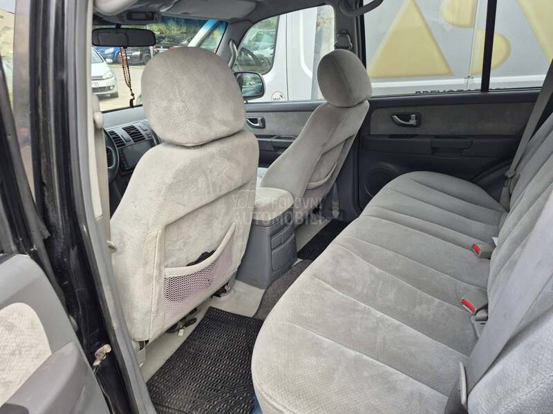 Hyundai Terracan 