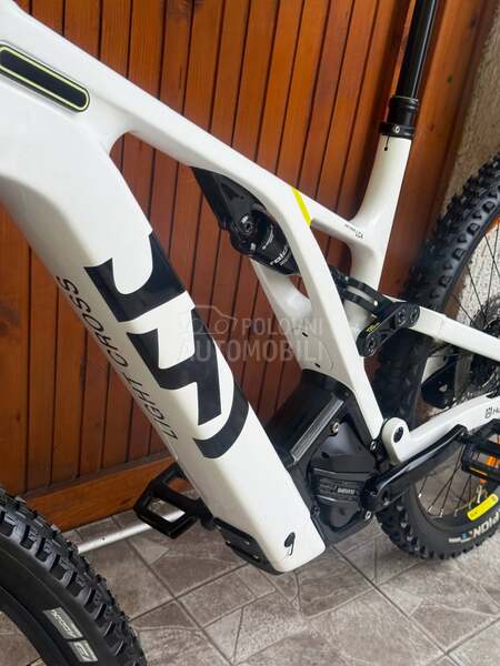Husqvarna E bike carbon 29