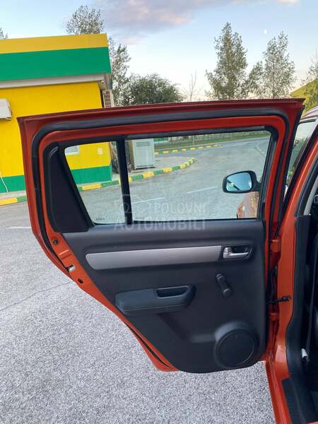 Suzuki Swift 1,3-SWIS.STANJE