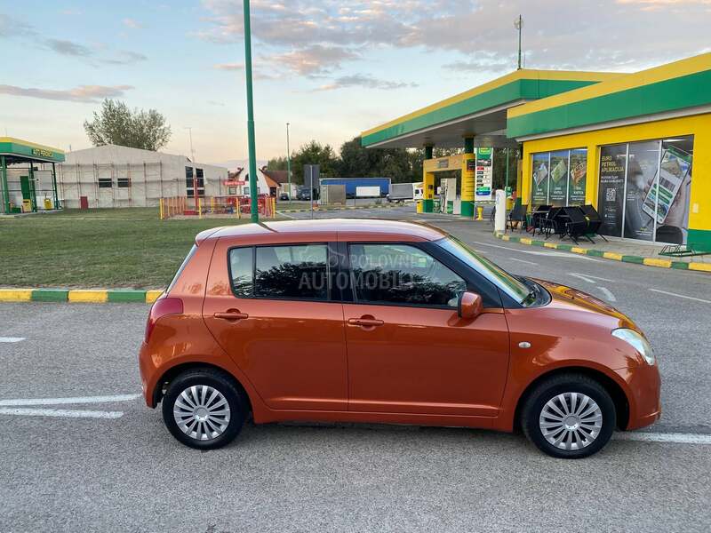 Suzuki Swift 1,3-SWIS.STANJE
