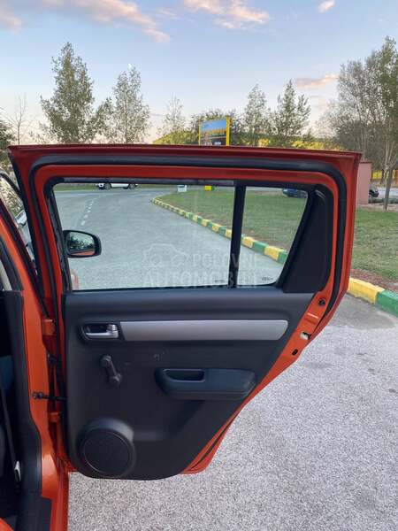 Suzuki Swift 1,3-SWIS.STANJE