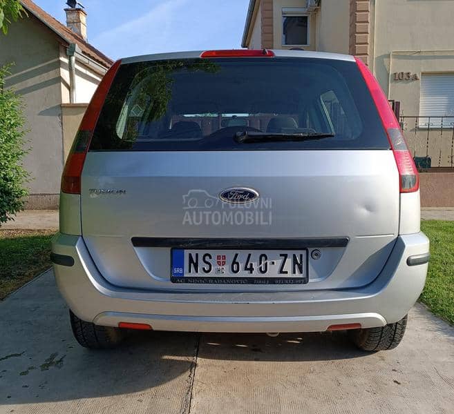 Ford Fusion 