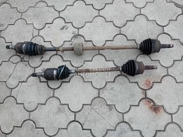 Poluosovina 1.4 8v za Fiat Grande Punto od 2005. do 2012. god.