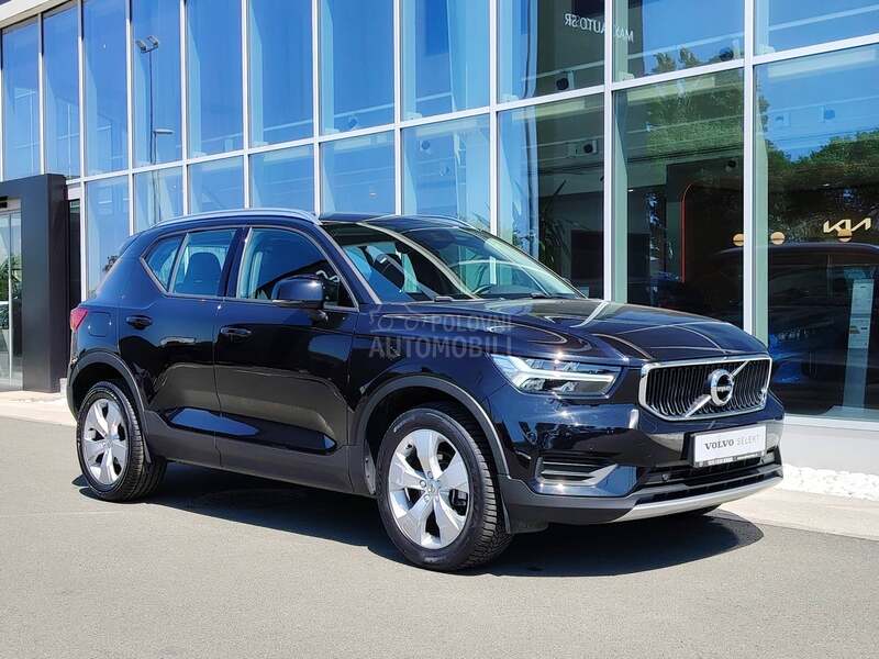 Volvo XC40 2.0 D3 MOMENTUM A/T