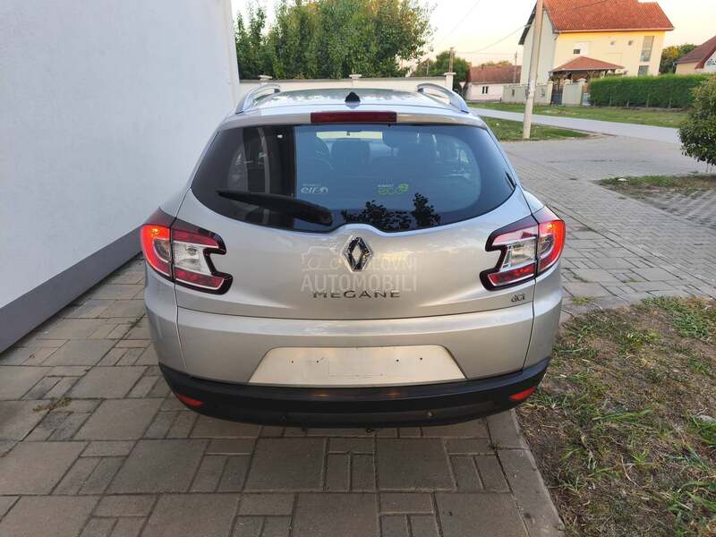 Renault Megane 1.5 dciN a v i/L e d