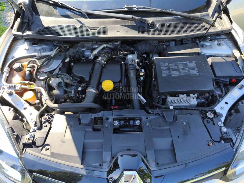 Renault Megane 1.5 dciN a v i/L e d