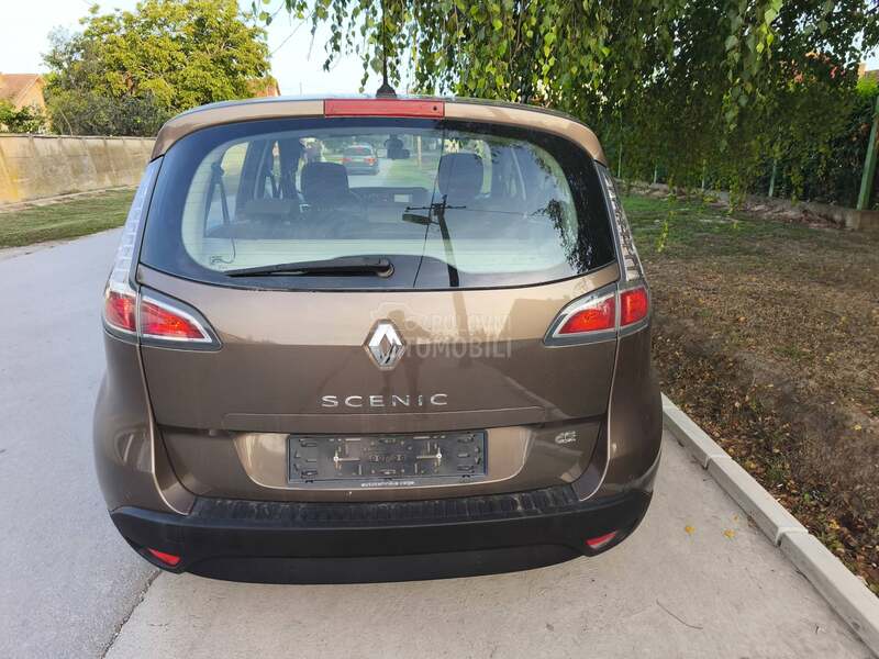 Renault Scenic 1.5 dciN a v i/L e d