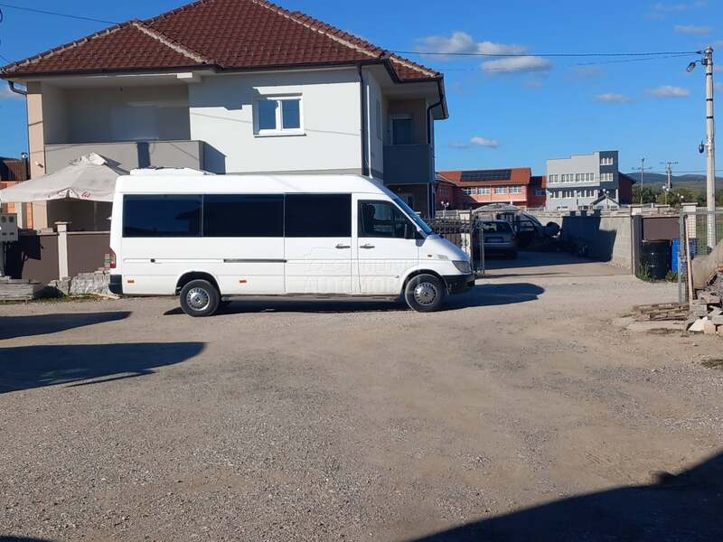 Mercedes Benz 316 cdi dupla klima