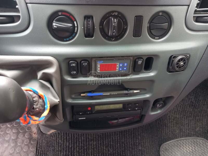 Mercedes Benz 316 cdi dupla klima