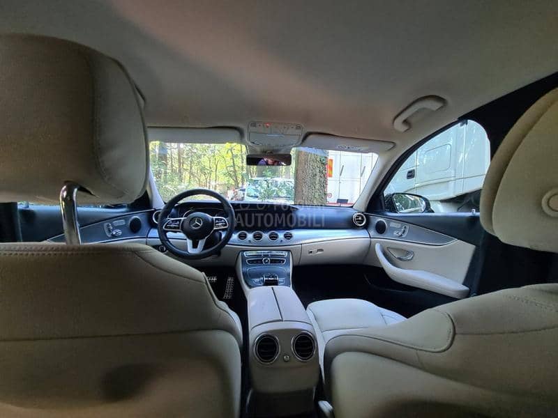 Mercedes Benz E 220 E 220