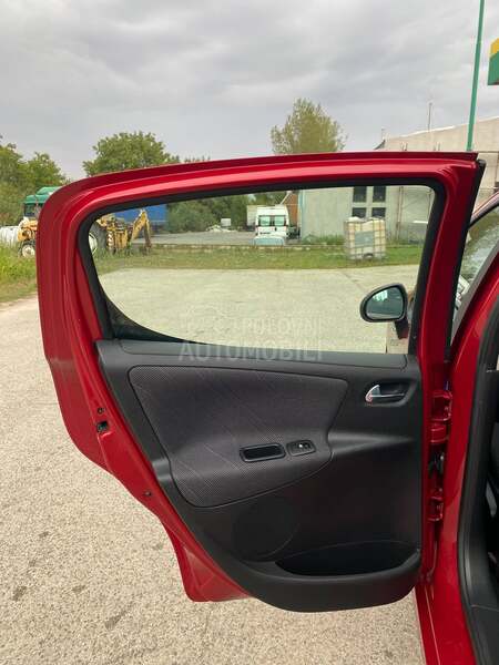 Peugeot 207 1,6-SWIS.NOV