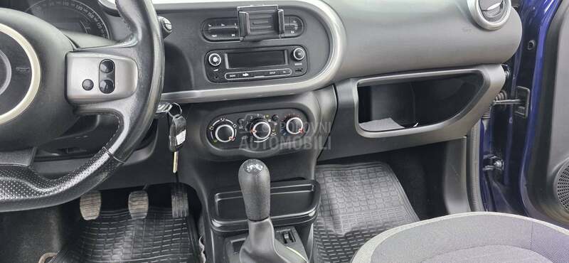 Renault Twingo 1.0b limited