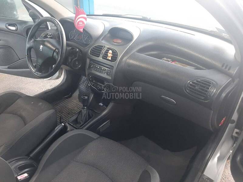Peugeot 206 5vr.1.6HDi H I T N O