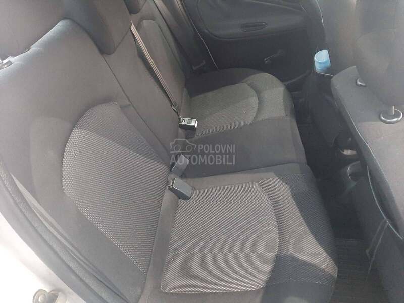 Peugeot 206 5vr.1.6HDi H I T N O