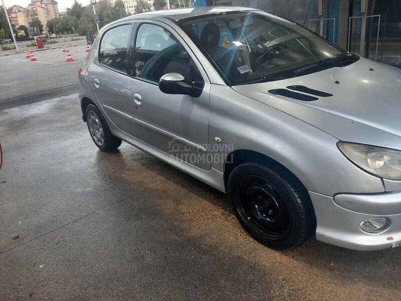 Peugeot 206 5vr.1.6HDi H I T N O