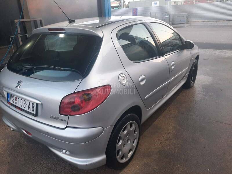 Peugeot 206 5vr.1.6HDi H I T N O