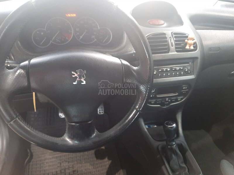 Peugeot 206 5vr.1.6HDi H I T N O
