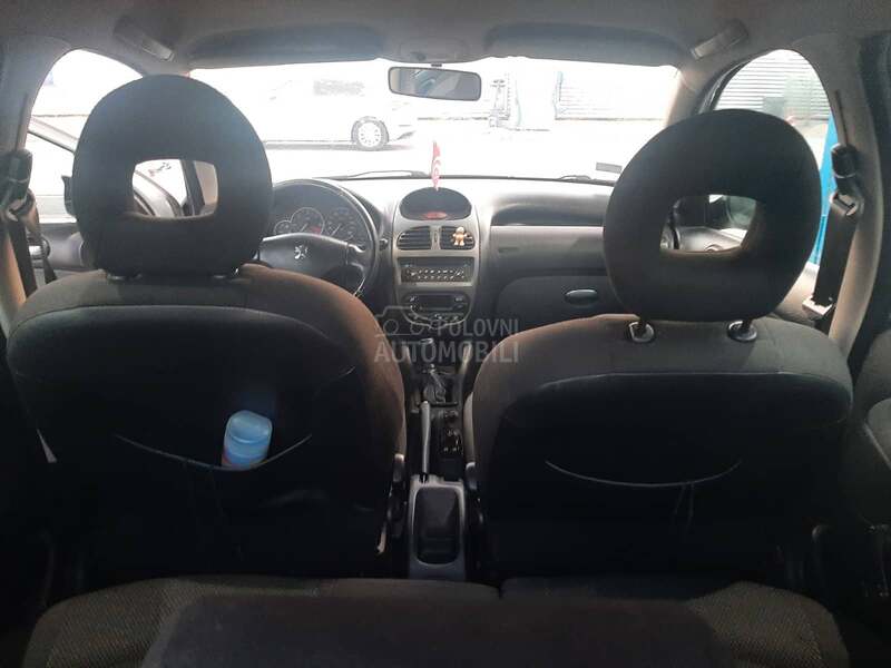 Peugeot 206 5vr.1.6HDi H I T N O