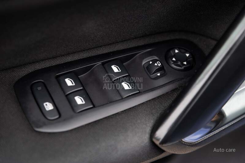 Peugeot 308 1.5 HDI AT