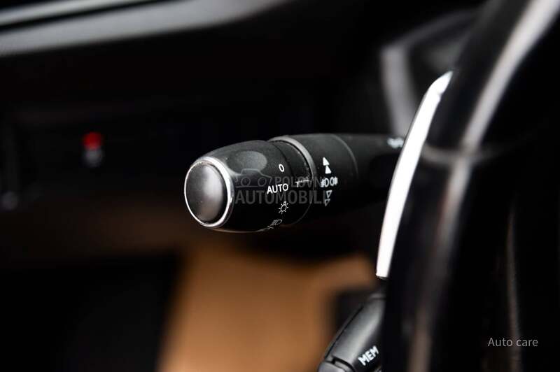 Peugeot 308 1.5 HDI AT