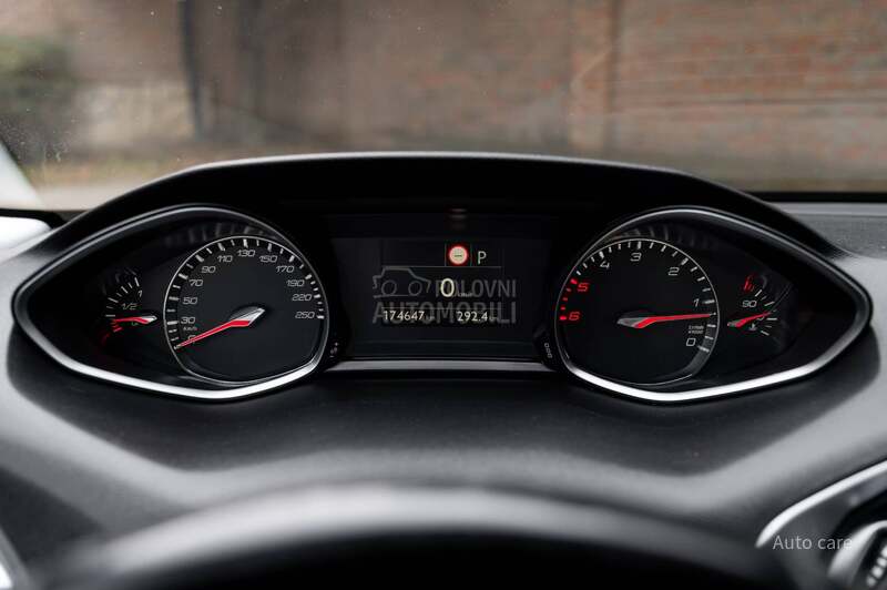 Peugeot 308 1.5 HDI AT