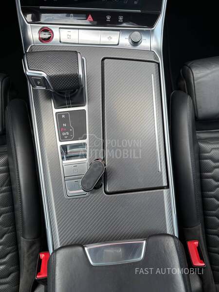 Audi RS6 BlackEdition