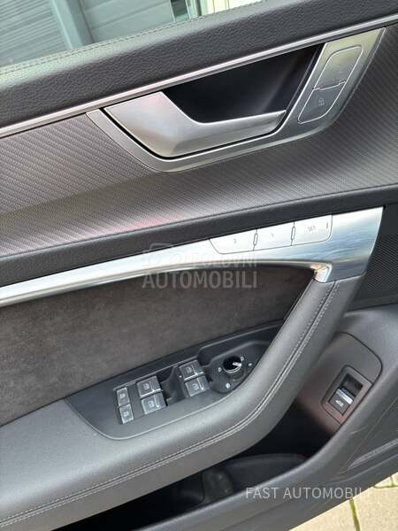 Audi RS6 BlackEdition